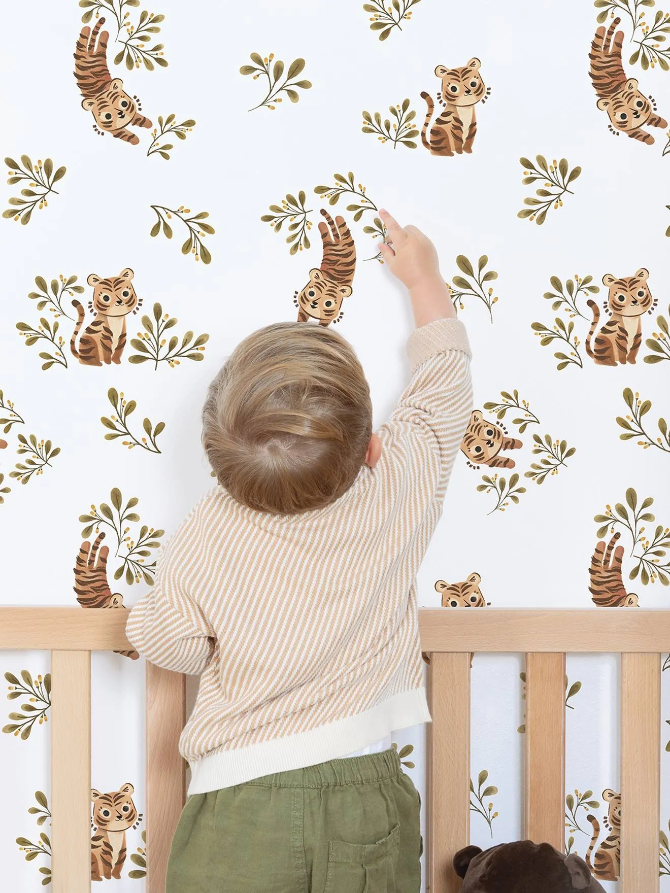 LILIPINSO  BEHANG TIJGER SAVANNE FELIDAE LILIPINSO  BRUIN