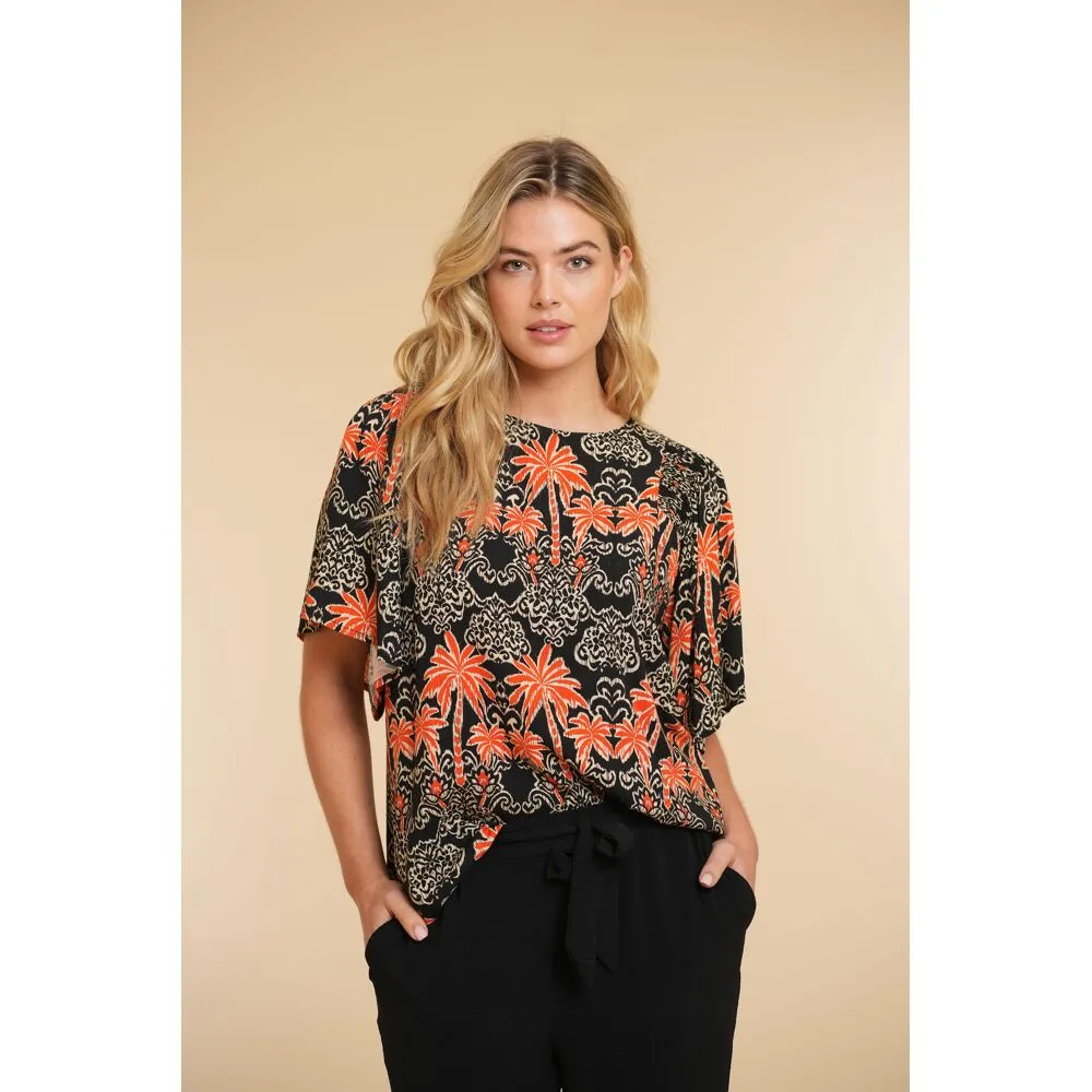 VISCOSE TSHIRT VAN GEISHA MET PALMBOMEN
